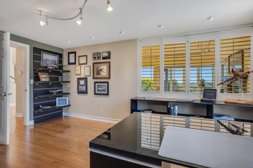 3637 Dove Holw Rd, Encinitas CA 92024-7248 exterior