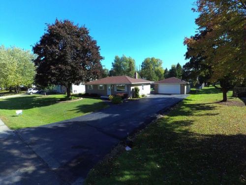 1159 Stead Dr, Menasha, WI 54952-2160