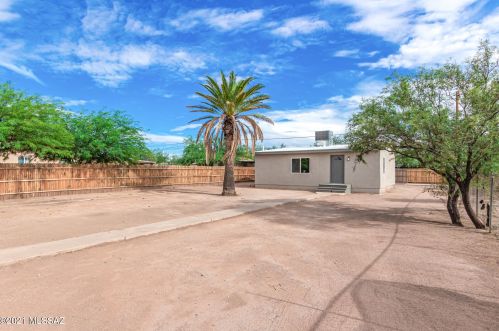 437 Palmdale St, Tucson, AZ 85714-1446