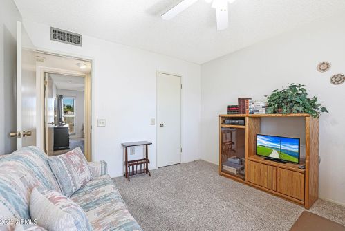 10620 Oak Rdg Dr, Sun City AZ 85351-1653 exterior