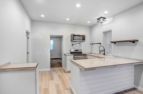 189 L St, Colton CA 92324-3413 exterior