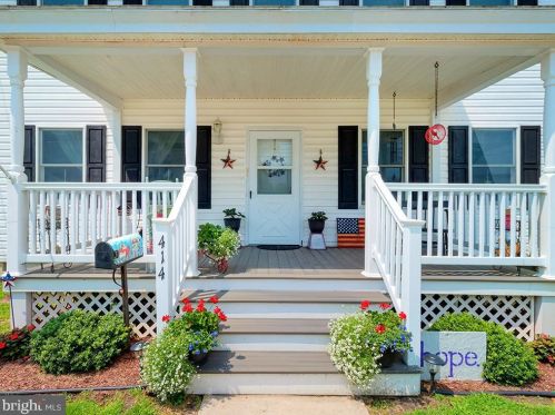 414 Union St, Milton, DE 19968-1624