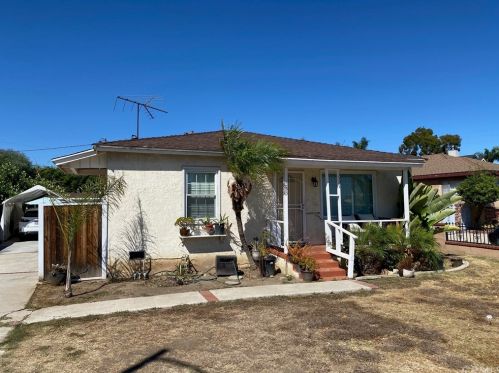 1951 Hardwick St, Long Beach, CA 90807-1135
