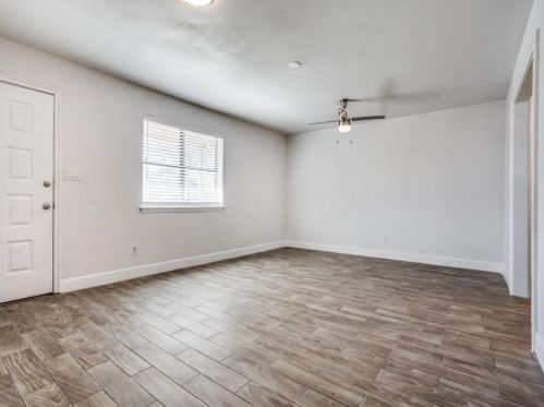 2203 Trails End Dr, Georgetown TX  78626-8611 exterior