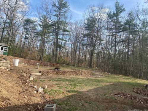 440 Main St, North Sterling, CT 06377-1606