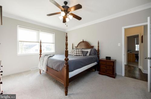 2975 Burton Dr, Gilbertsville PA  19525-9694 exterior