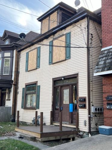 1524 Beechview Ave, Pittsburgh, PA 15216-3368