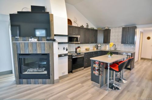 3143 Logan St, Englewood CO 80113-6843 exterior