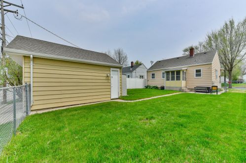 3281 68, Milwaukee WI 53213-3930 exterior