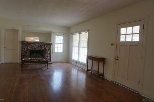 4340 2nd Ave, Marianna, FL 32446-4101