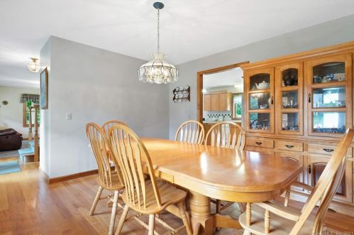 54 Jacobson Farm Rd, East Hampton CT  06424-1659 exterior