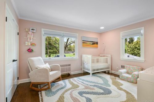 40 Hillandale Rd, Rye Brook NY  10573-1705 exterior