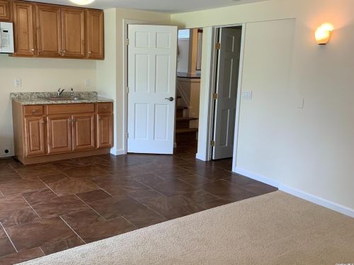 123 Thunder Rd, Holbrook NY  11741-4427 exterior