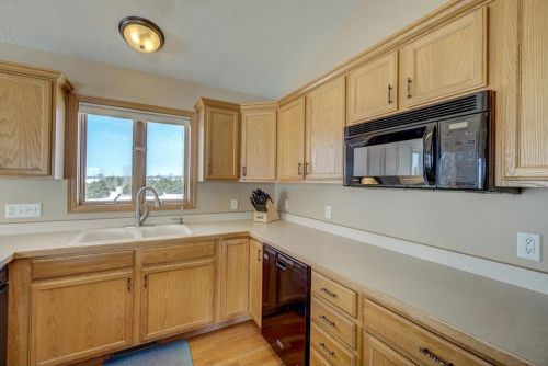 1452 142nd St, New Johannesburg WI  54017-6645 exterior