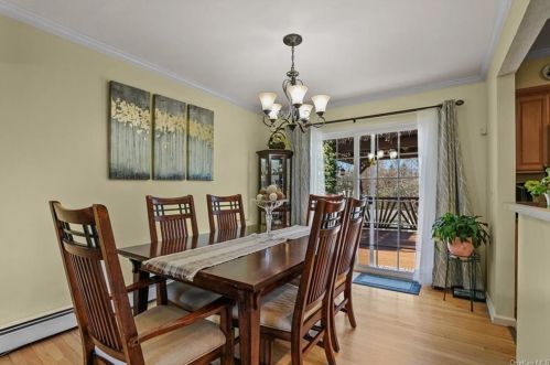 24 Somerset Dr, Washingtonville NY  10992-1372 exterior