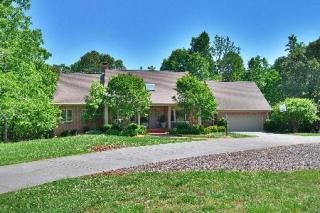 751 Williamsburg Ct, Concord, NC 28025-2539