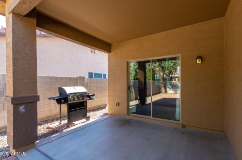 776 Trellis Rd, San Tan Valley AZ  85140-6611 exterior