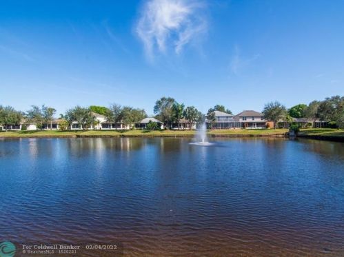 2638 12th St, Vero Beach, FL 32968-3913