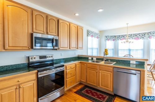 955 Fairwinds Ln, Crozet VA  22932-3147 exterior