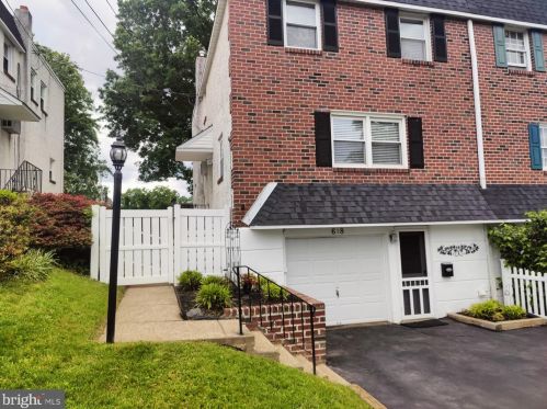 618 Caroline Dr, Norristown, PA 19401-3518