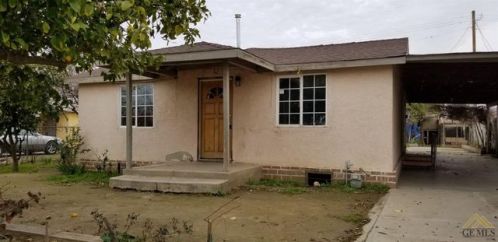 9909 Kenmore Ave, Lamont, CA 93241-1525