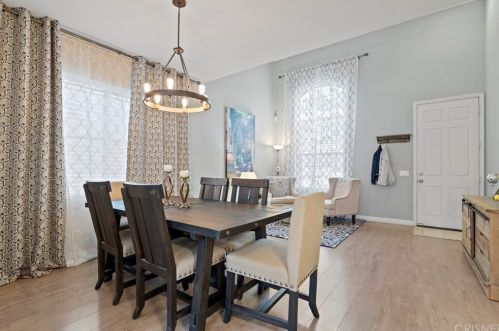 28454 Old Spanish Trl, Santa Clarita, CA 91390-5260