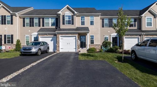 157 Fawn Dr, Gilbertsville, PA 19525-8103