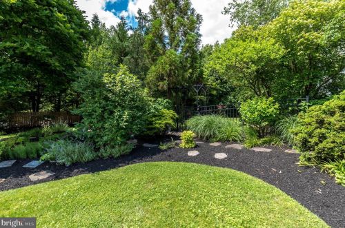 1599 Dreshertown Rd, Dresher PA  19025-1421 exterior