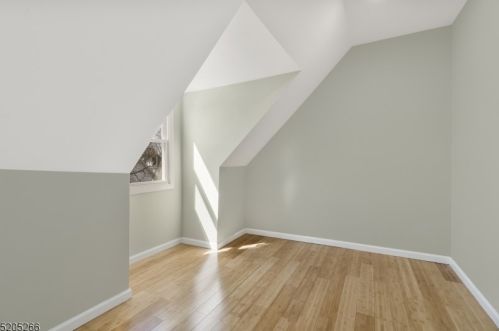 215 Rutledge Ave, East Orange NJ  07017-4911 exterior