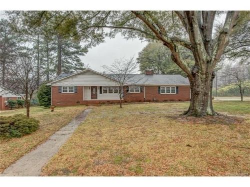 2901 Imperial Dr, Gastonia, NC 28054-7208