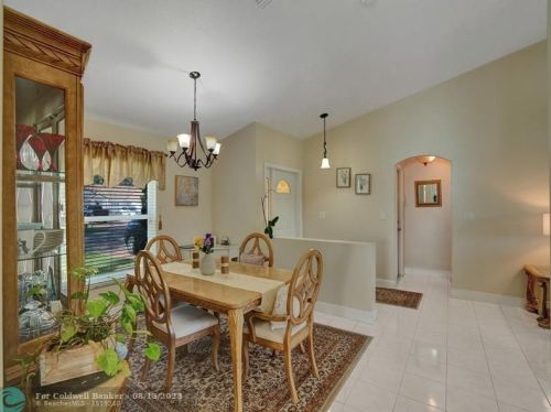 12661 20th St, Hollywood FL  33027-2512 exterior