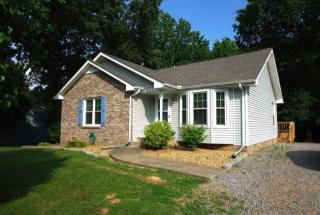 927 Merritt Lewis Ln, Clarksville, TN 37042-7806