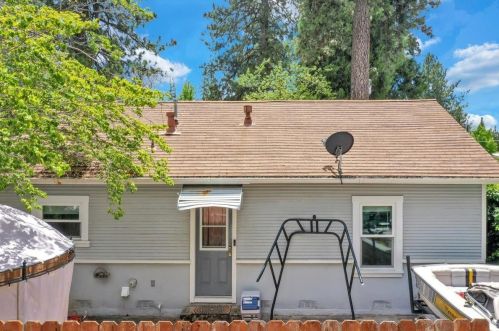 516 Packard Dr, Grass Valley CA  95945-7023 exterior