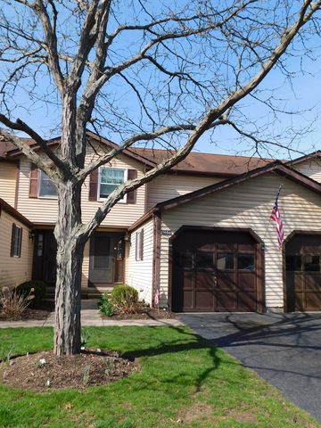 9654 Idlewood Dr, Twinsburg, OH 44087-1642