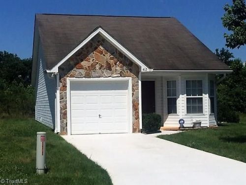 413 Lennox Dr, Eden, NC 27288-3580