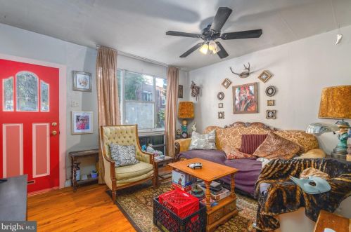 738 Medina St, Philadelphia PA  19147-5727 exterior