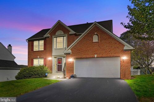 3509 Hardwood Ter, Spring Grove PA  17362-9104 exterior
