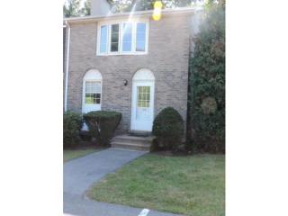 100 Fieldstone Dr, Londonderry NH  03053-2715 exterior