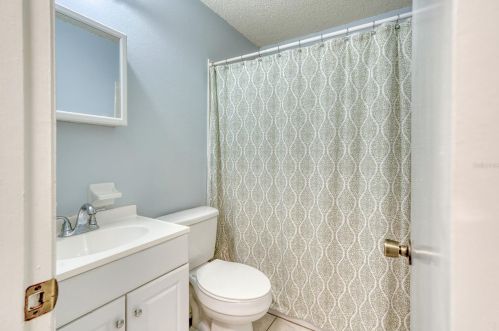 194 Elm Dr, Orange City FL  32763-7401 exterior