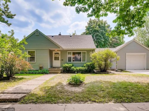 1926 4th St, Saint Paul, MN 55119-4006
