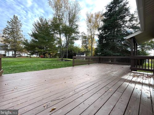 25 Concord Ct, Charles Town WV  25414-5041 exterior