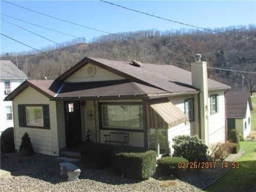 1044 Tarrtown Rd, Adrian, PA 16210-1422