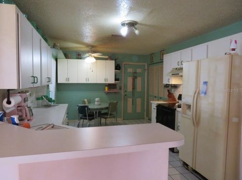 7846 Woburn St, New Port Richey, FL 34653-6303