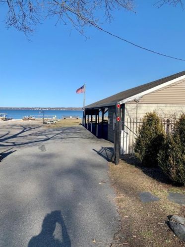 62 Plum Point Rd, South Kingstown RI  02874-2707 exterior