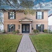 4340 Effie St, Bellaire, TX 77401-5615