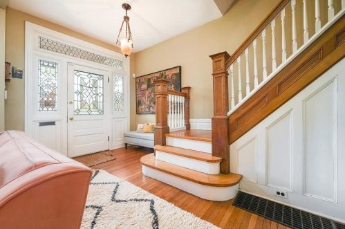180 Hutchinson Ave, Pittsburgh, PA 15218-1322