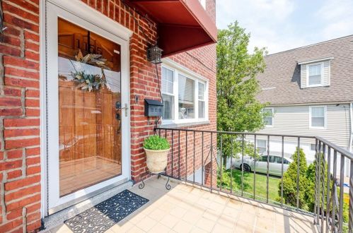 1155 Vincent Ave, Bronx, NY 10465-1450