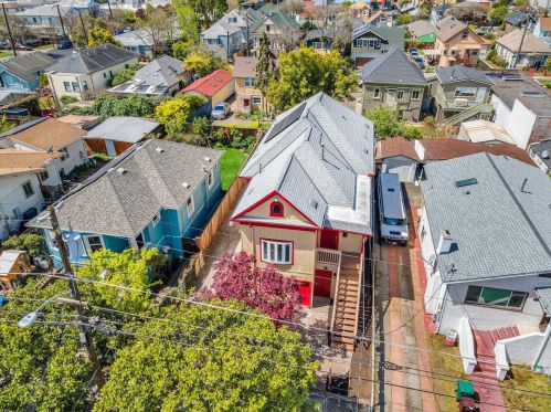 5531 Fremont St, Oakland CA 94608-2216 exterior