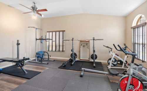 32902 Fairmont Ln, Lake Elsinore CA  92530-6283 exterior
