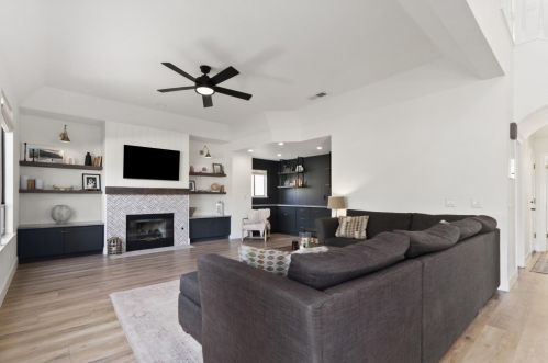 2121 Campton Cir, Rancho Cordova CA  95670-8348 exterior